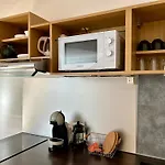 Douce Agathe - Duo-groupe, Chaleureux, Tram 200m, Centre 10min Apartamento