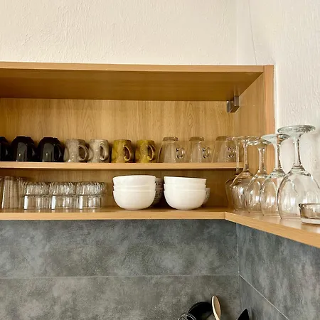 Douce Agathe - Duo-groupe, Chaleureux, Tram 200m, Centre 10min Appartement *