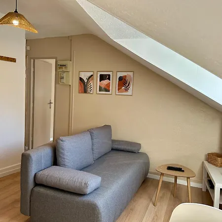 Douce Agathe - Duo-groupe, Chaleureux, Tram 200m, Centre 10min *